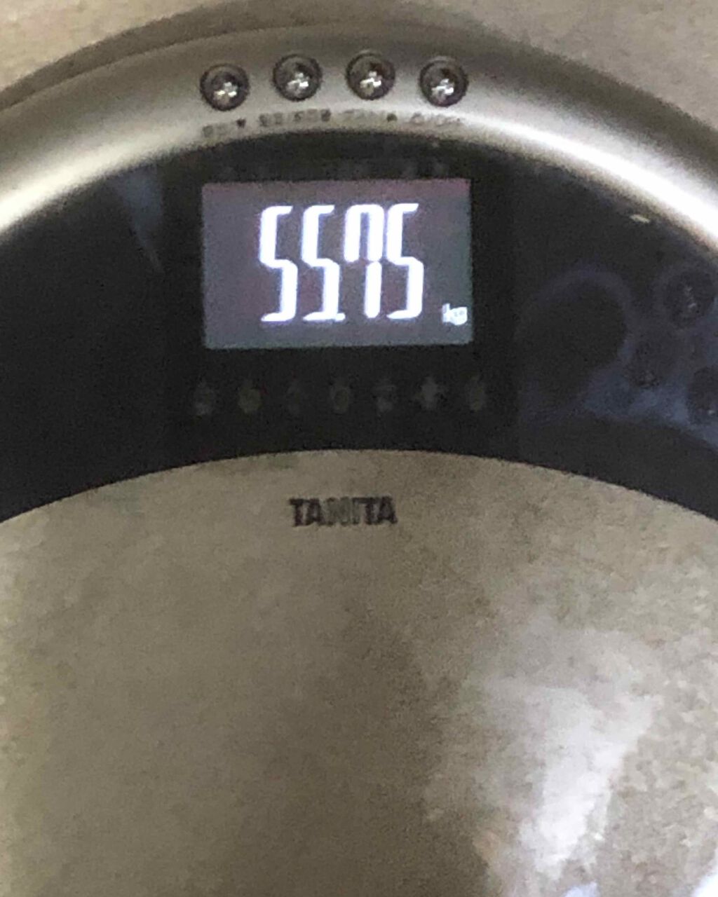 蘭 on LIPS 「ダイエット生活13日目外に行ってなさすぎてもやもやが溜まってま..」(2枚目)