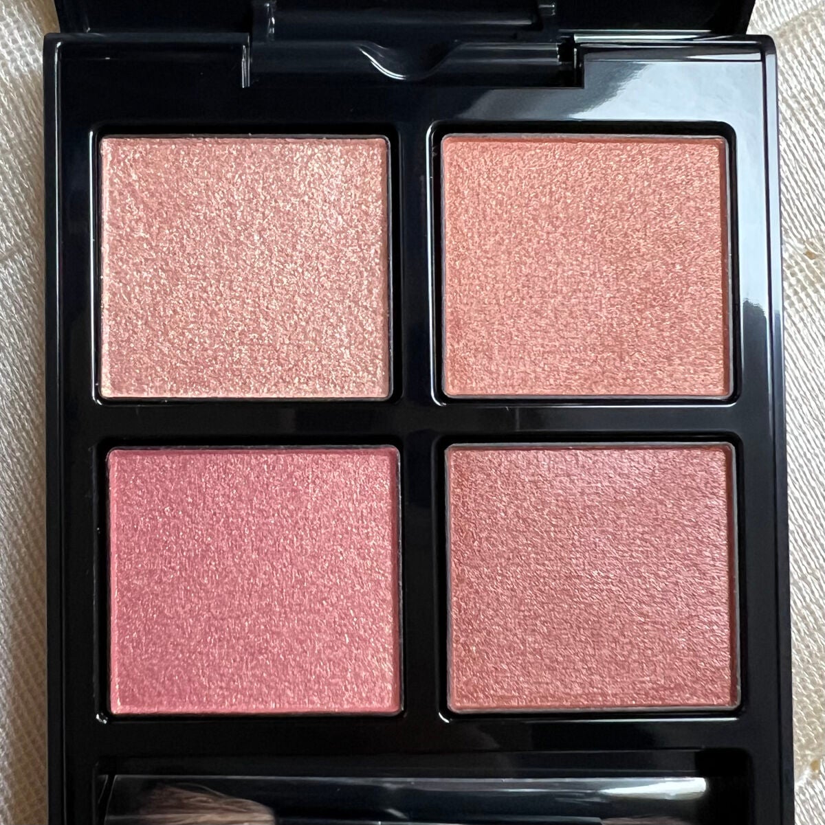 アディクション ザ アイシャドウ パレット/ADDICTION/アイシャドウパレットを使ったクチコミ(2枚目)