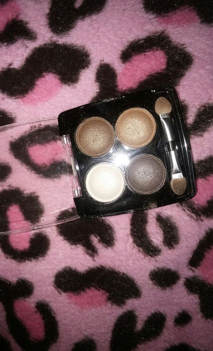 エルファー パールインアイシャドウ/DAISO/アイシャドウパレットを使ったクチコミ(3枚目)