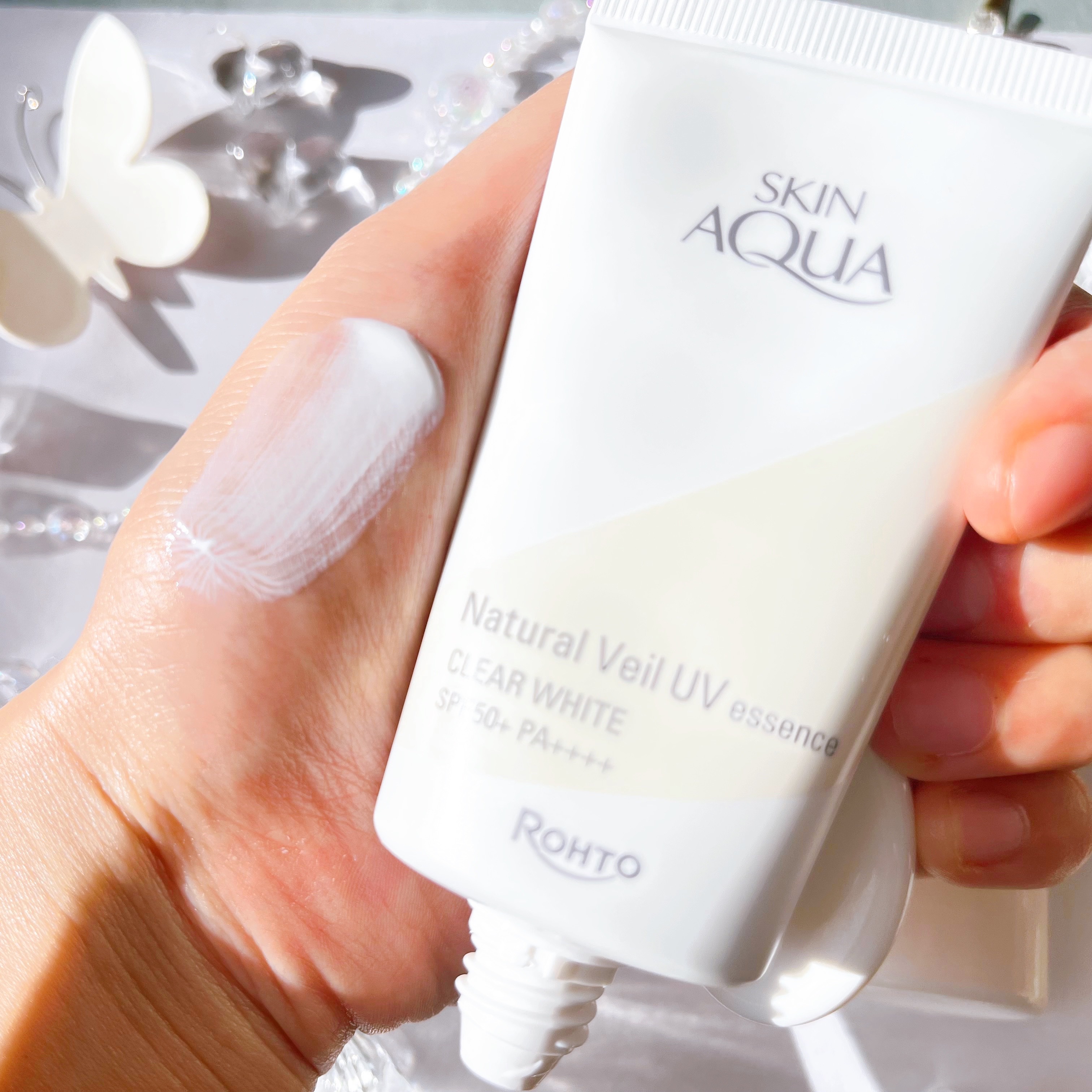 スーパーモイスチャーUVライトアップエッセンス/スキンアクア/日焼け止めローションを使ったクチコミ（2枚目）