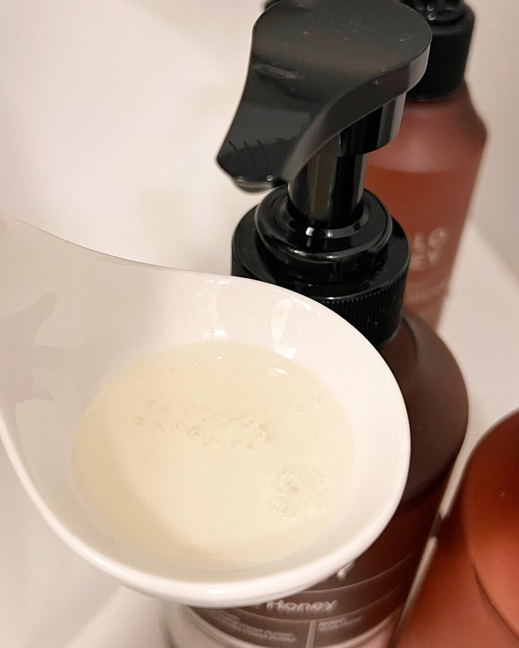 rion05 on LIPS 「マヌカハニー配合で使うたび潤う髪に!!オイルやシャンプー変..」(3枚目)