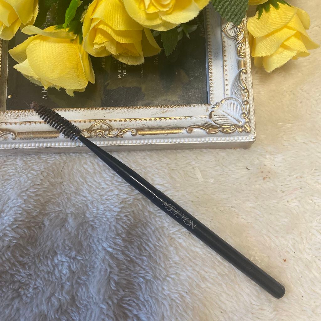 アイブロウブラシ スクリュー/ADDICTION/メイクブラシを使ったクチコミ(1枚目)