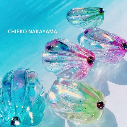 なかやまちえこ on LIPS 「夏の貝殻ネイル🐚365日ネイル177日め⠀⠀こちらはぷにぷにク..」(1枚目)