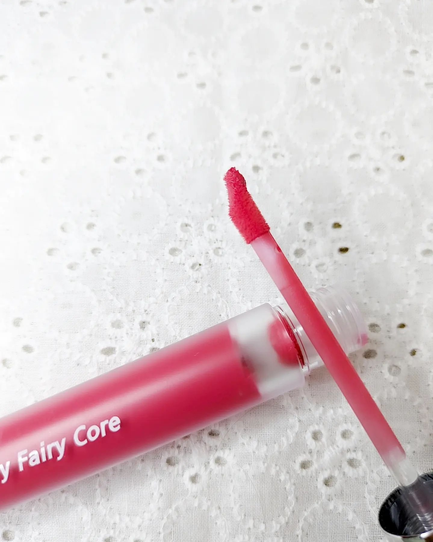 フェアリーコアステイブラーベルベットティント/NaeTIS/リップティントを使ったクチコミ（2枚目）