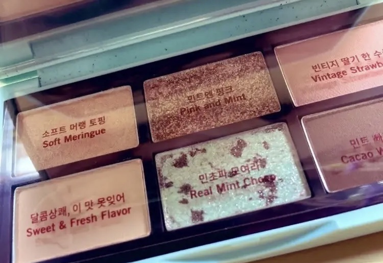 プレイカラーアイズミニ　チョコミント/ETUDE/アイシャドウパレットを使ったクチコミ（2枚目）