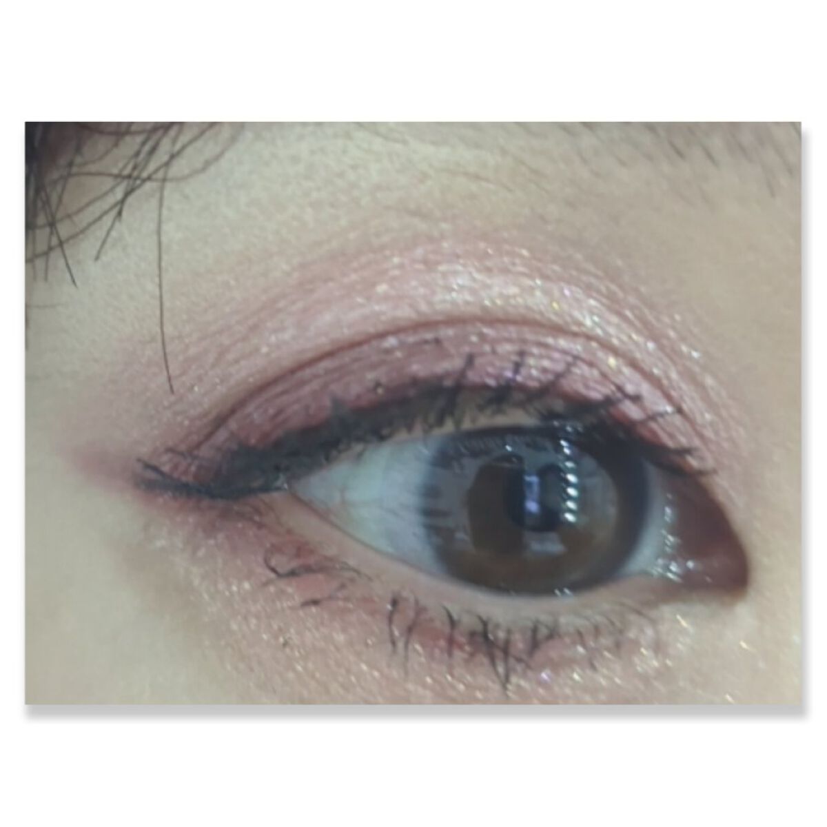 レブロン ダズル アイシャドウ クアッド/REVLON/アイシャドウパレットを使ったクチコミ（3枚目）