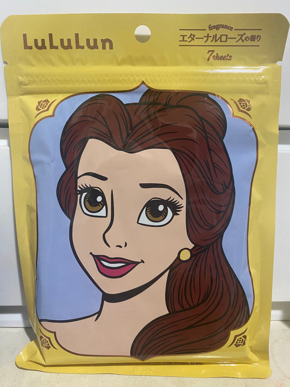 ぷぅぴぃ《紫コス部💜💗》 on LIPS 「LuLuLunフェイスマスクディズニーベル💐エターナルローズの..」(1枚目)