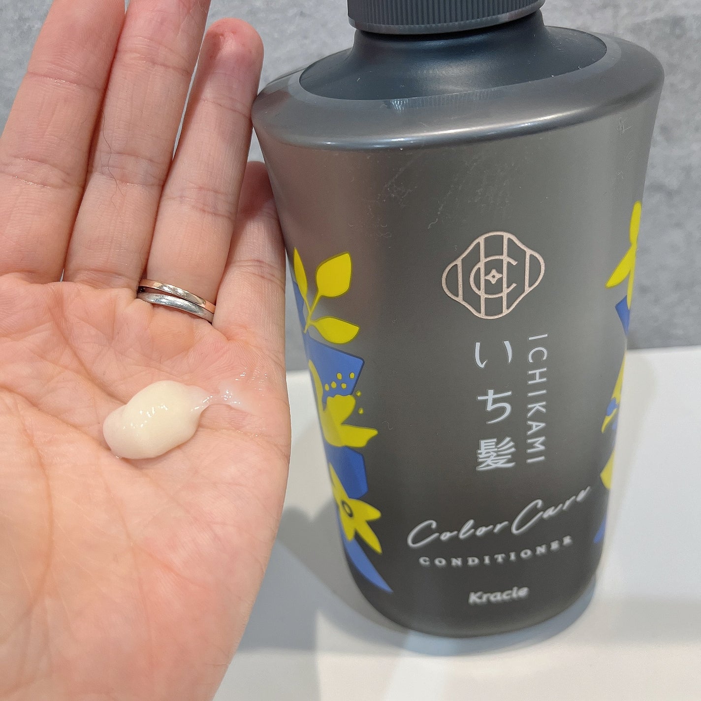 カラーケア&ベーストリートメント in シャンプー/コンディショナー/いち髪/市販シャンプーを使ったクチコミ(4枚目)