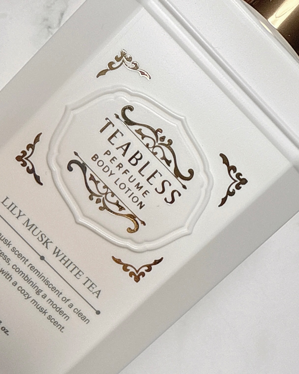 パフュームボディローション リリィムスクホワイトティー/TEABLESS/ボディローションを使ったクチコミ（3枚目）