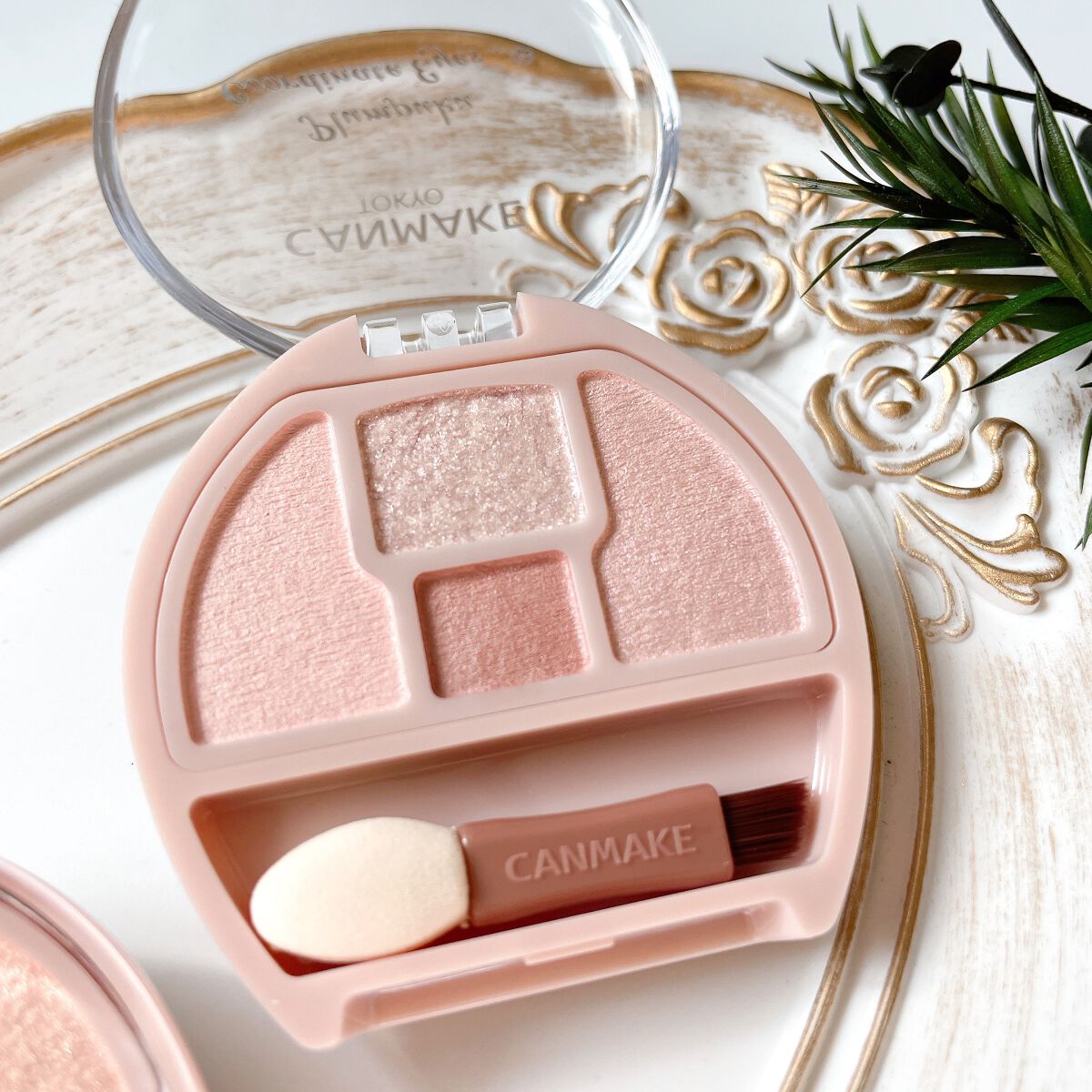 プランぷくコーデアイズ/キャンメイク/パウダーアイシャドウを使ったクチコミ(3枚目)