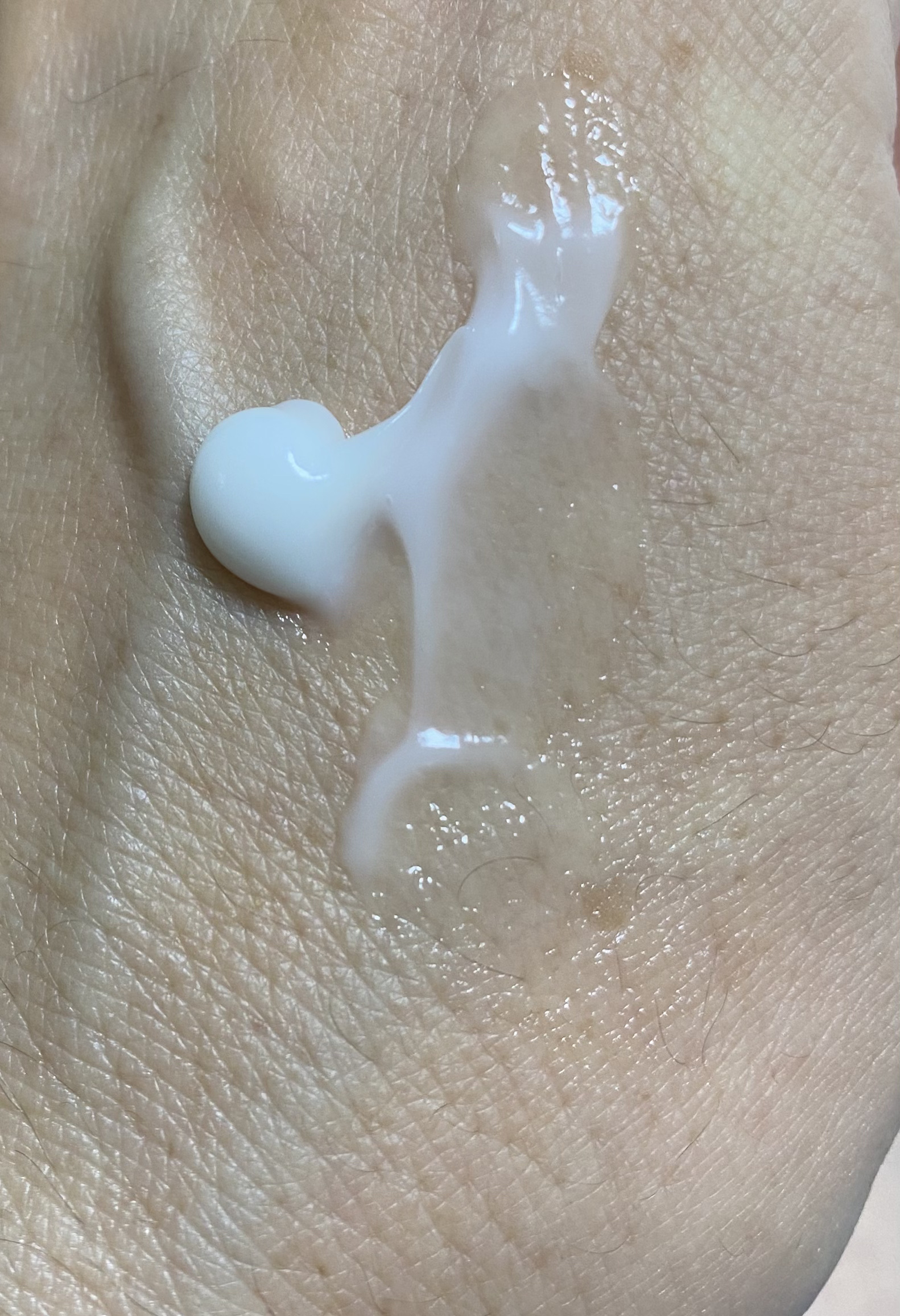 グルタシカ Mクリーム/Dr.Viuum/フェイスクリームを使ったクチコミ（2枚目）