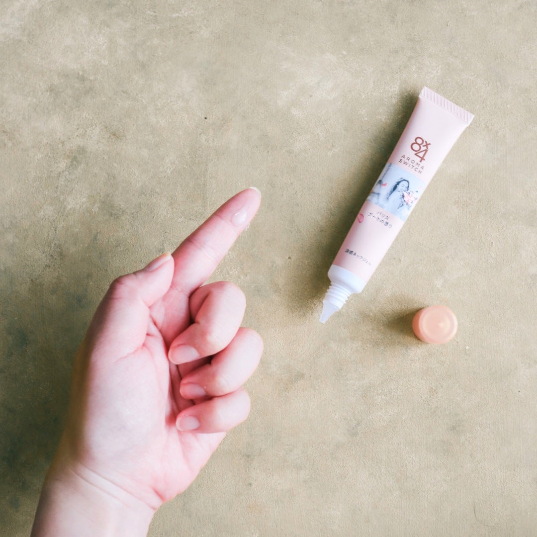 8x4 アロマスイッチ 涼感ネックジェル パリスブーケの香り/8x4/デオドラント・制汗剤を使ったクチコミ(3枚目)