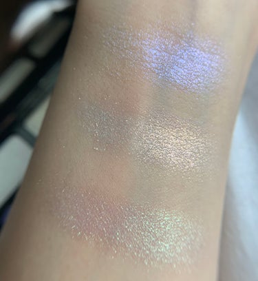 PRISMAGIC HIGHLIGHTING TRIO/Kevyn Aucoin/パウダーハイライトを使ったクチコミ（2枚目）