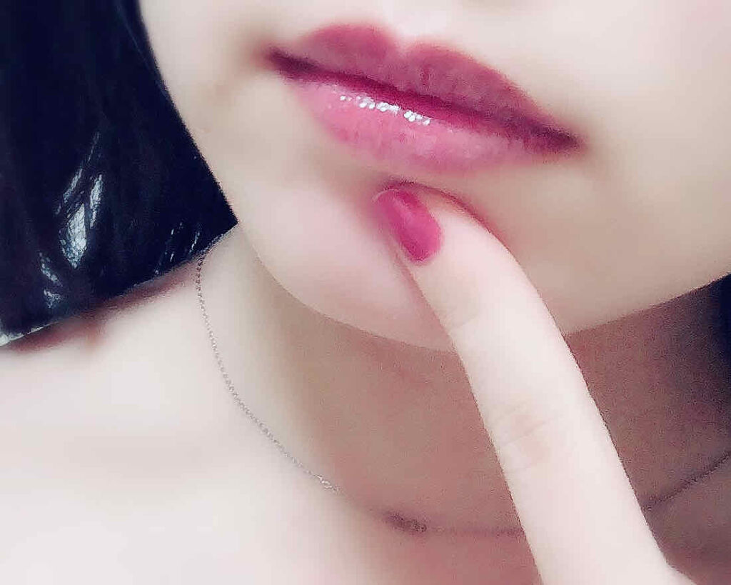 ルージュ ココ グロス 778 キャヴィア/CHANEL/リップグロスを使ったクチコミ（2枚目）