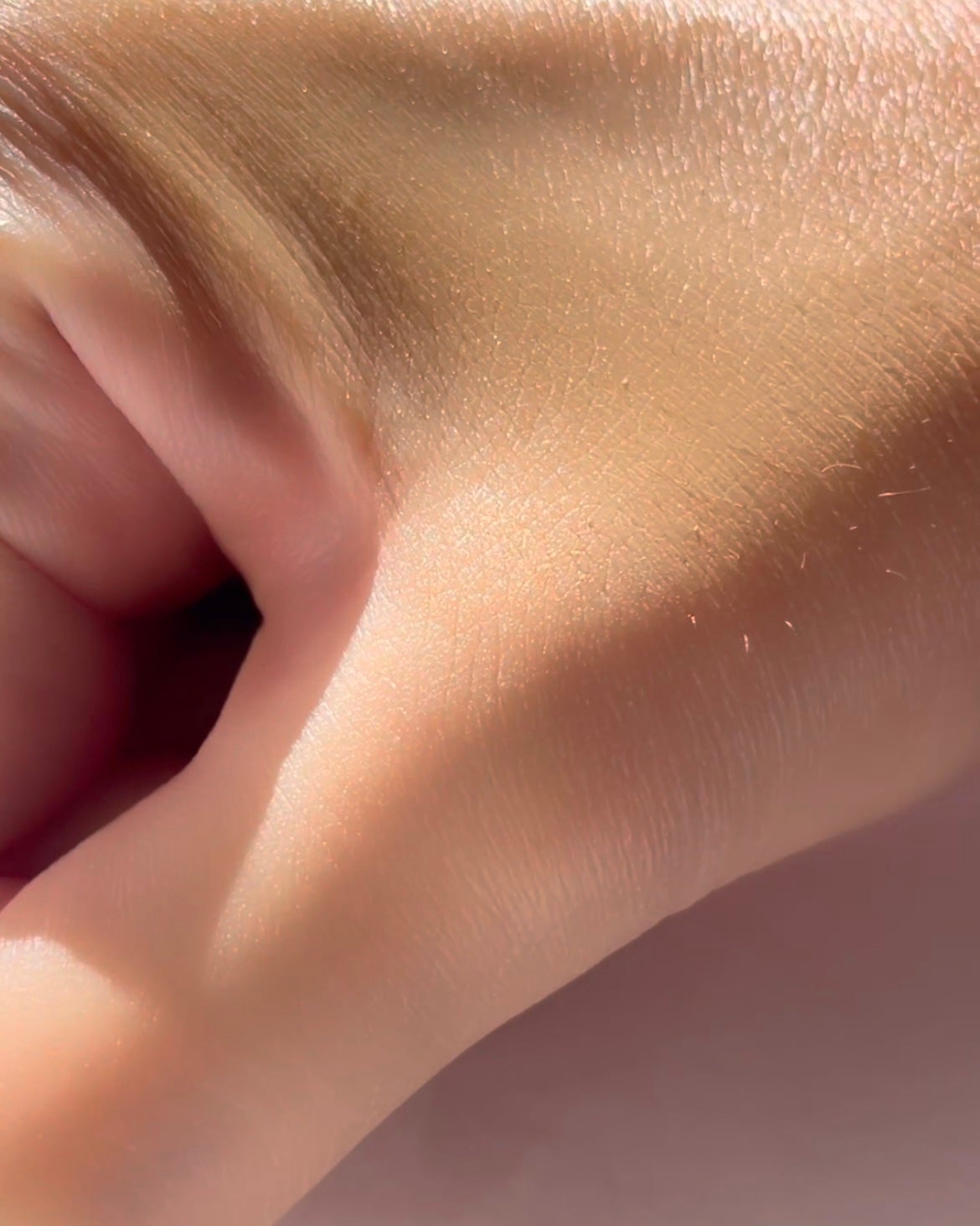 ヴェールヌーディ エッセンスパクトグロウ/AGE20’s/クリーム・エマルジョンファンデーションを使ったクチコミ(5枚目)