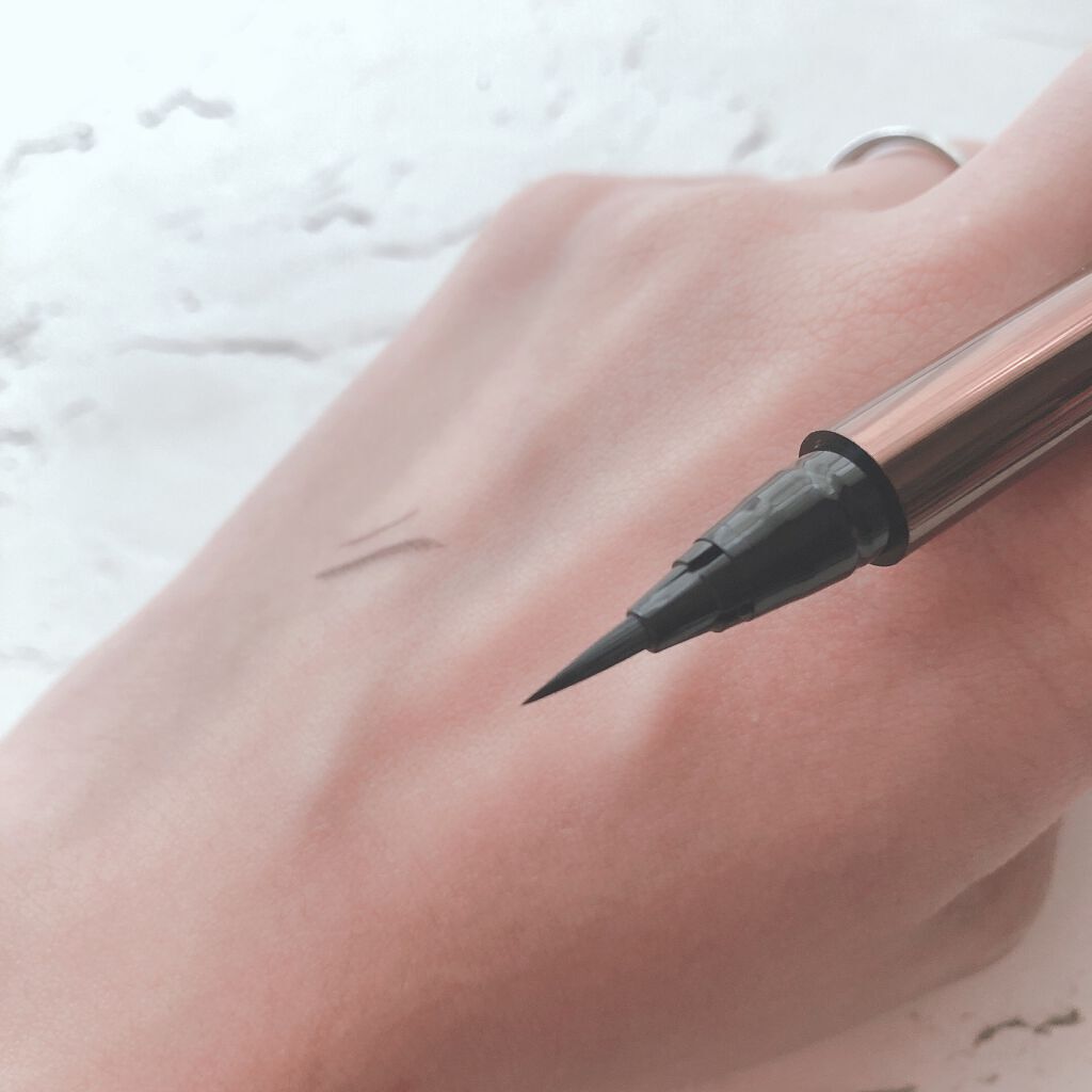 ハイパーシャープ ライナー R/MAYBELLINE NEW YORK/リキッドアイライナーを使ったクチコミ(4枚目)