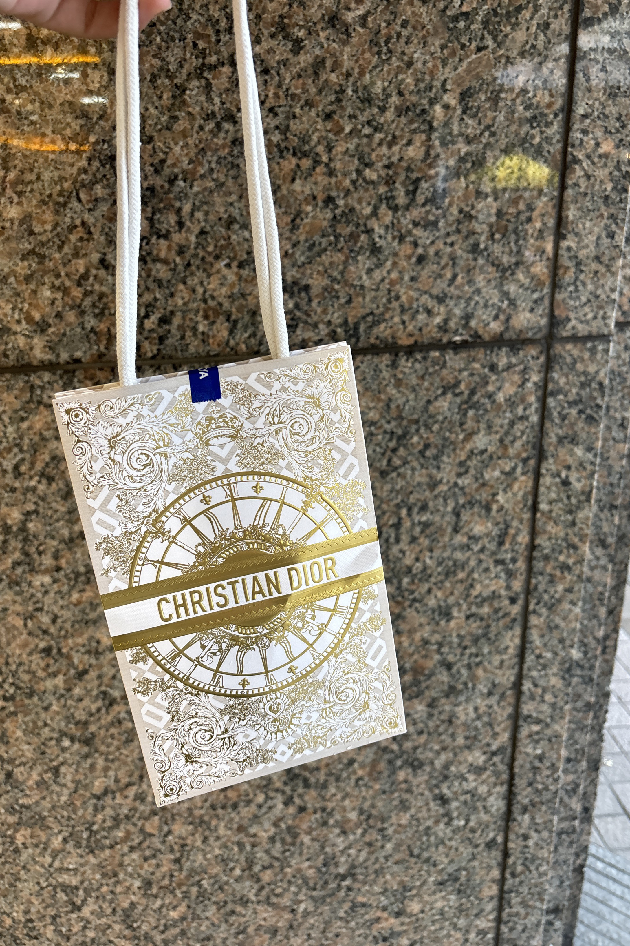 ルージュ ディオール フォーエヴァー リキッド シークイン（クリスマス コレクション 2024 限定品）/Dior/口紅・グロス・リップライナー・リップケアを使ったクチコミ（1枚目）