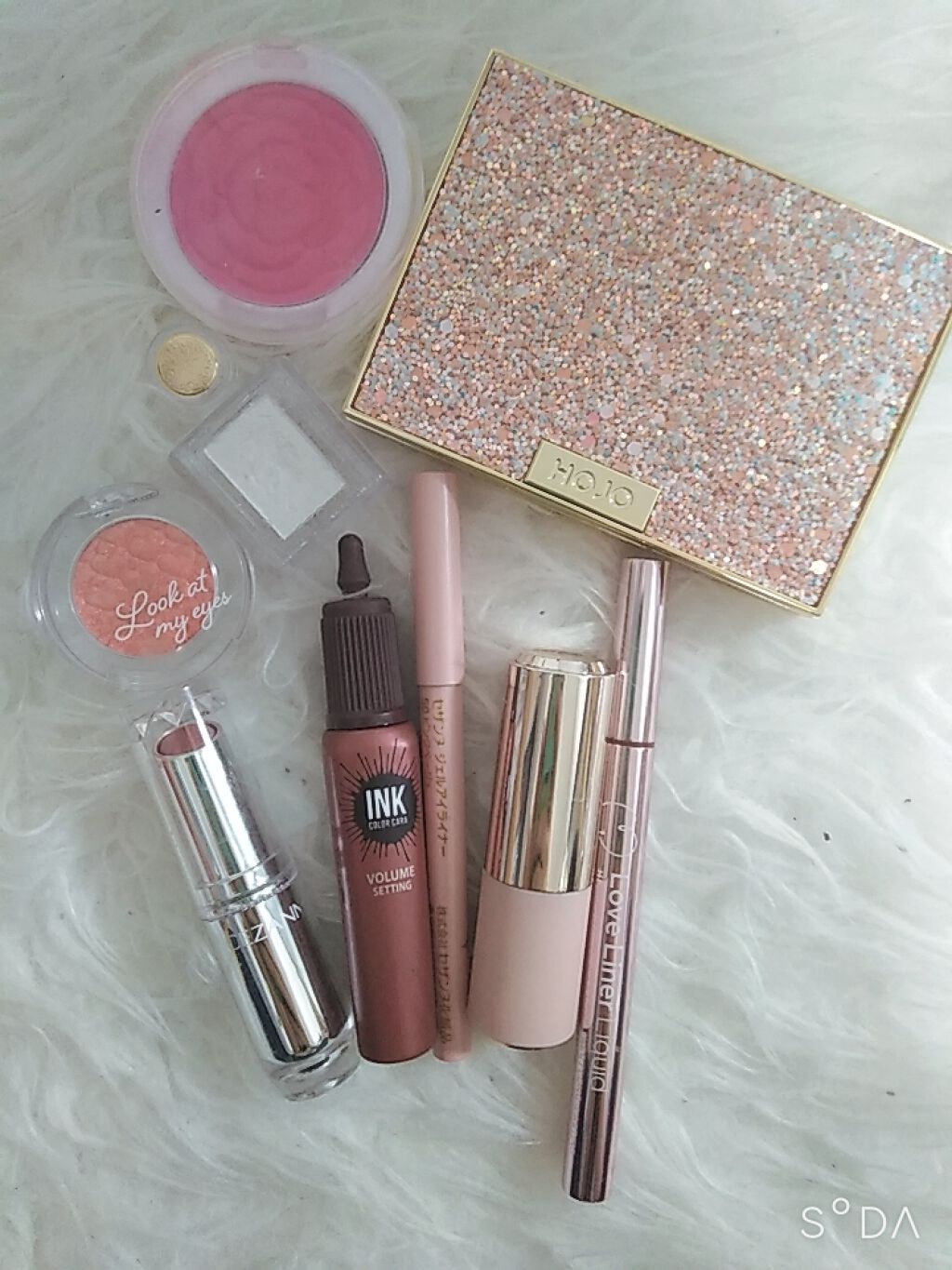 ラスティンググロスリップ/CEZANNE/口紅を使ったクチコミ（1枚目）