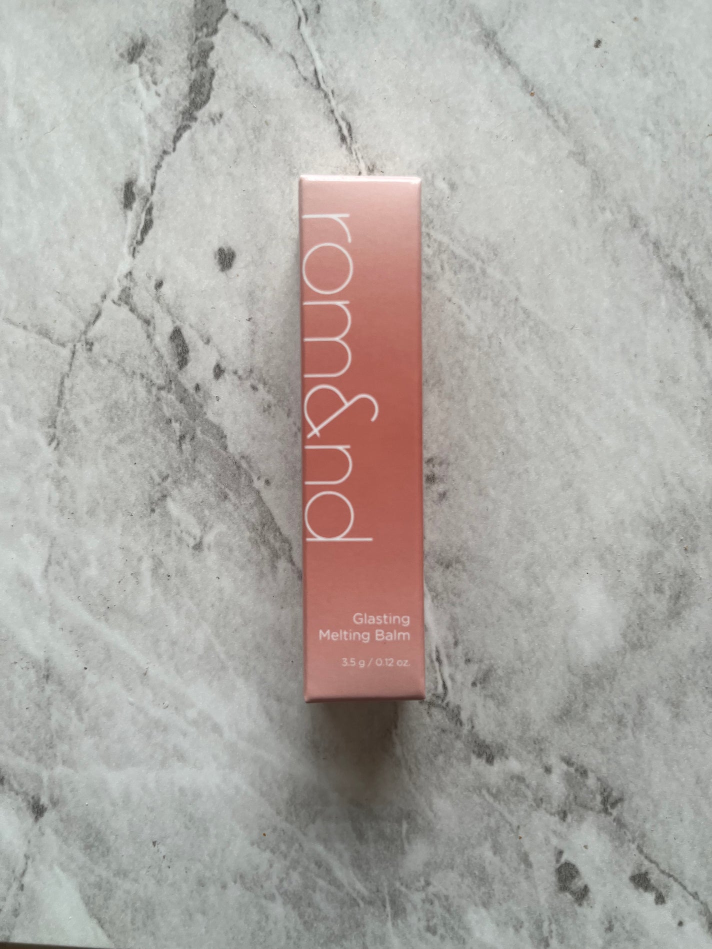 グラスティングメルティングバーム/rom&nd/リップバームを使ったクチコミ(1枚目)