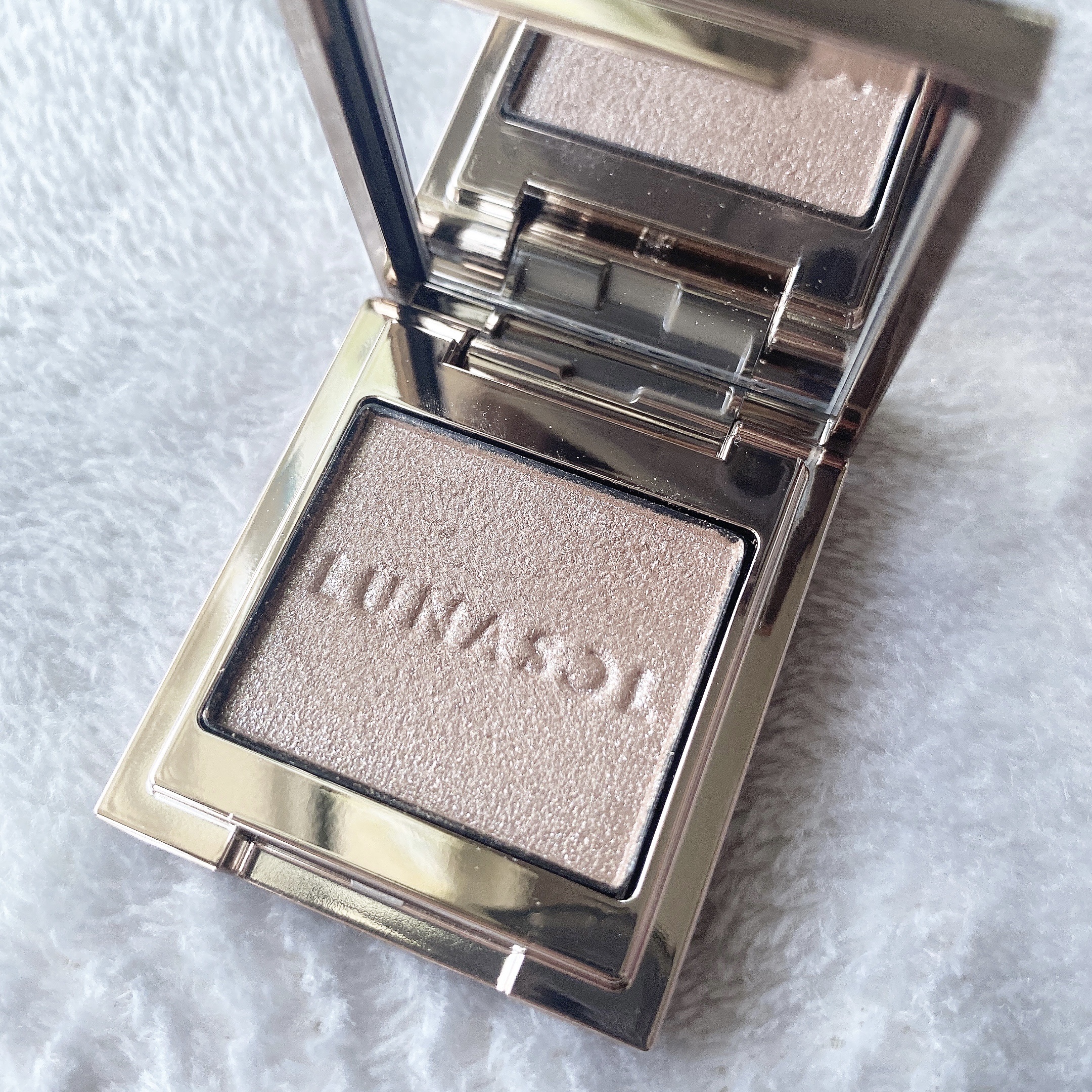 ルナソル モノアイカラーレーション 03 Mirror Ash/LUNASOL/単色アイシャドウを使ったクチコミ（1枚目）