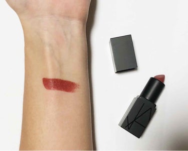 オーデイシャスリップスティック/NARS/口紅を使ったクチコミ（2枚目）