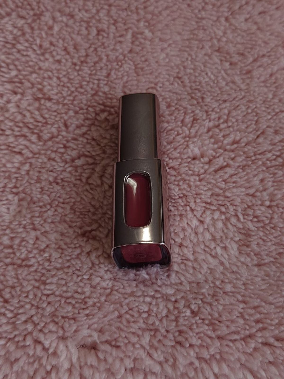 カラーリッシュ エクストラルージュ/ロレアル パリ/口紅を使ったクチコミ(1枚目)