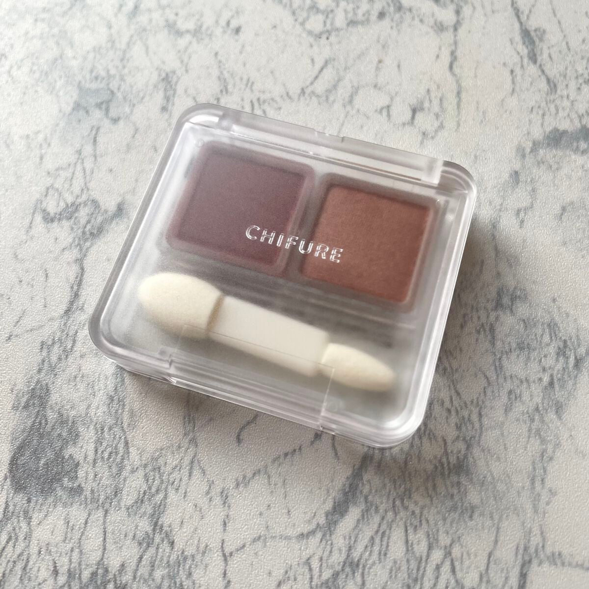 ツイン カラー アイシャドウ/ちふれ/アイシャドウパレットを使ったクチコミ(2枚目)