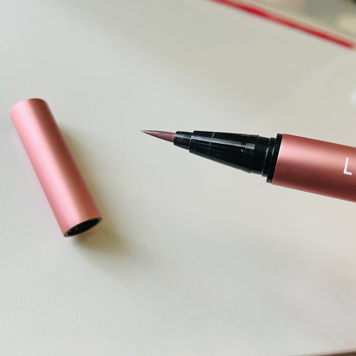 スキルレスライナー/LUMIURGLAS/リキッドアイライナーを使ったクチコミ(3枚目)