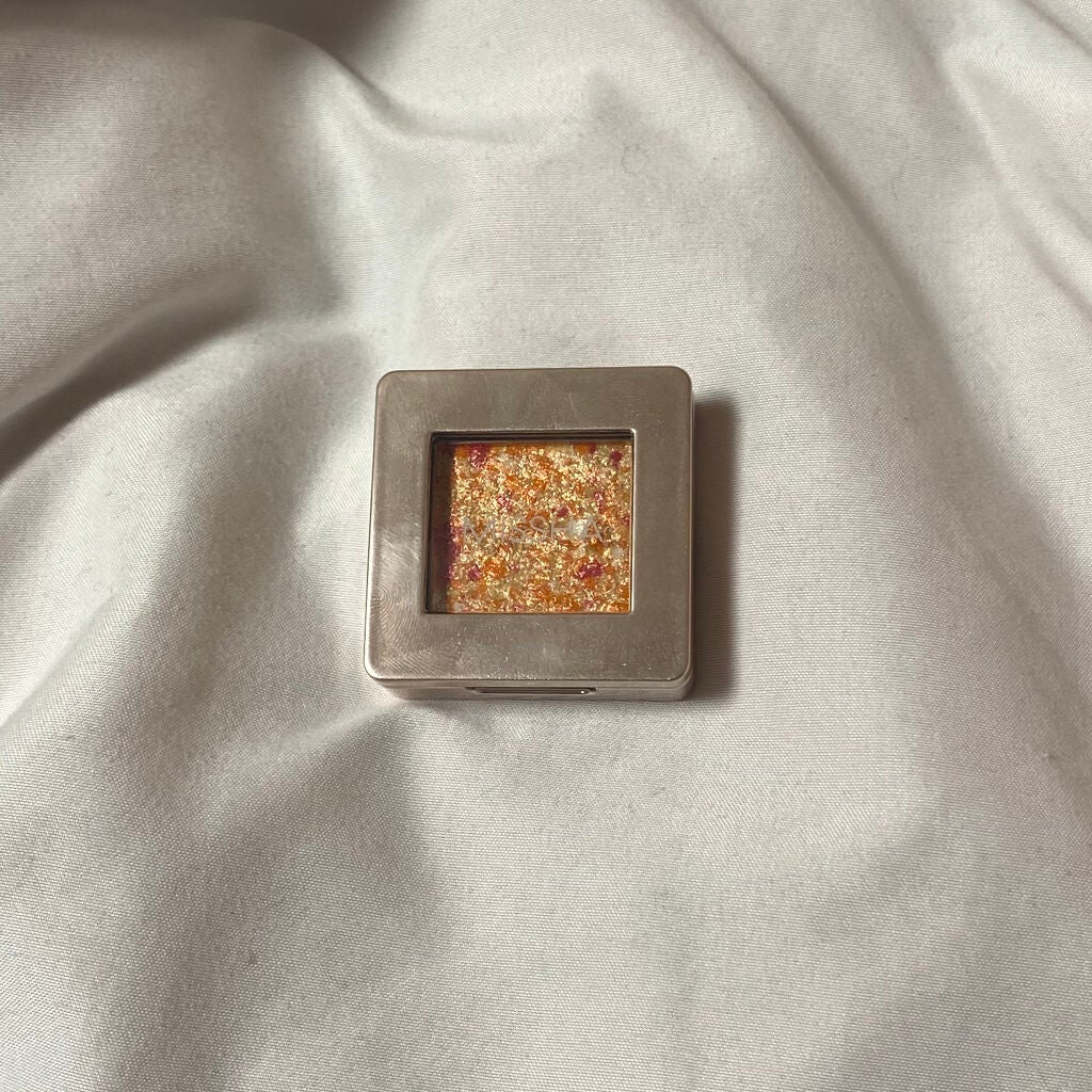 グリッタープリズム シャドウ/MISSHA/グリッターを使ったクチコミ(1枚目)