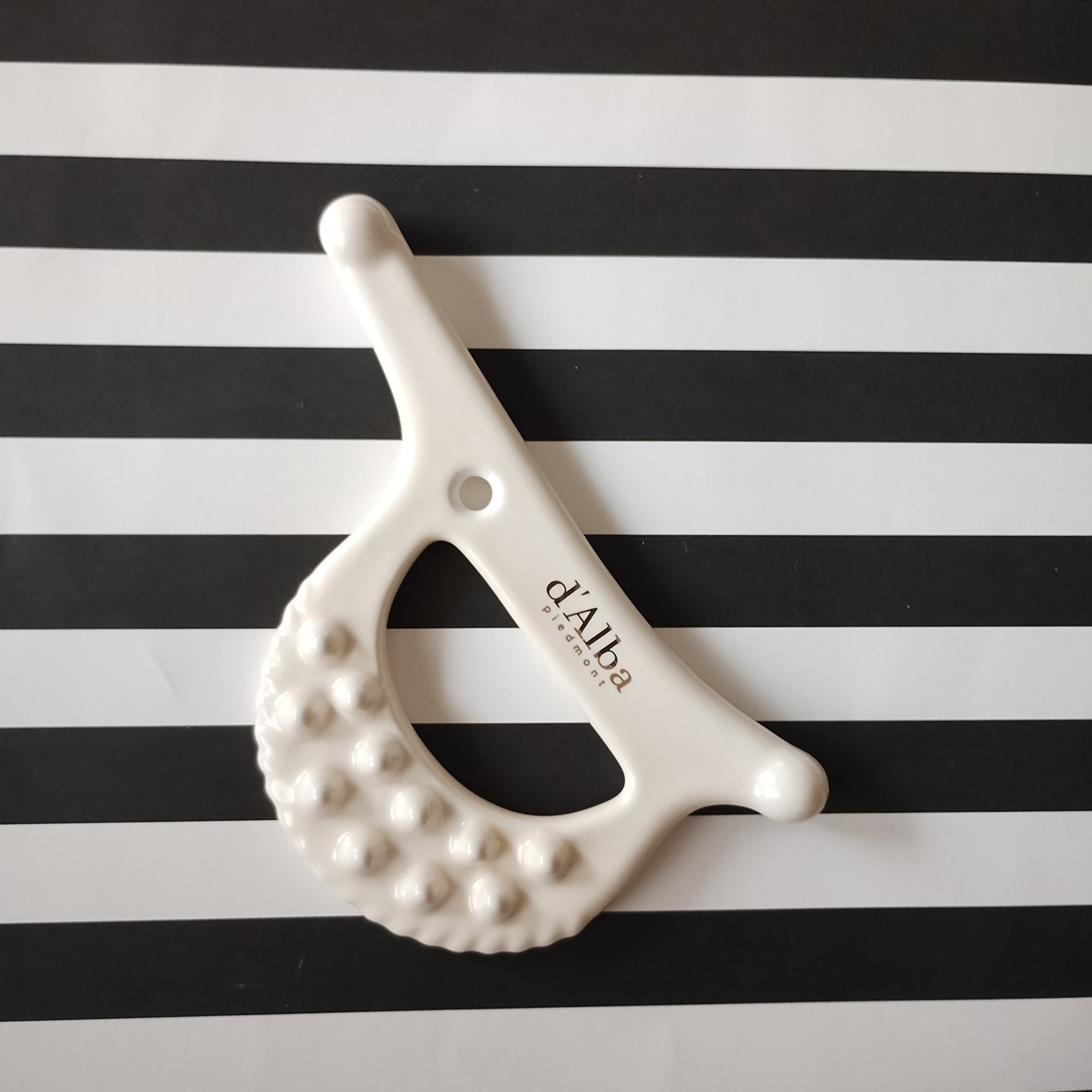 スリムフィットセラミックカッサ/ダルバ/かっさプレートを使ったクチコミ（2枚目）