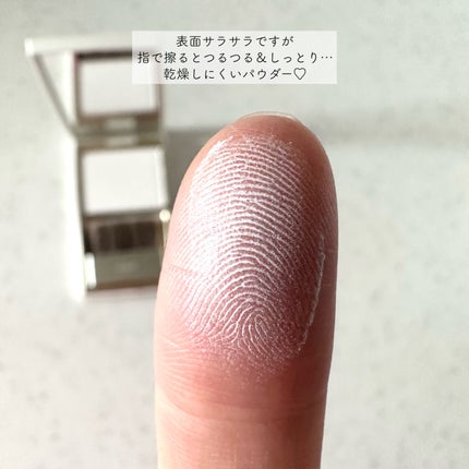 モイスチュアライジング ファンデーション プライマー/PAUL & JOE BEAUTE/化粧下地を使ったクチコミ(5枚目)