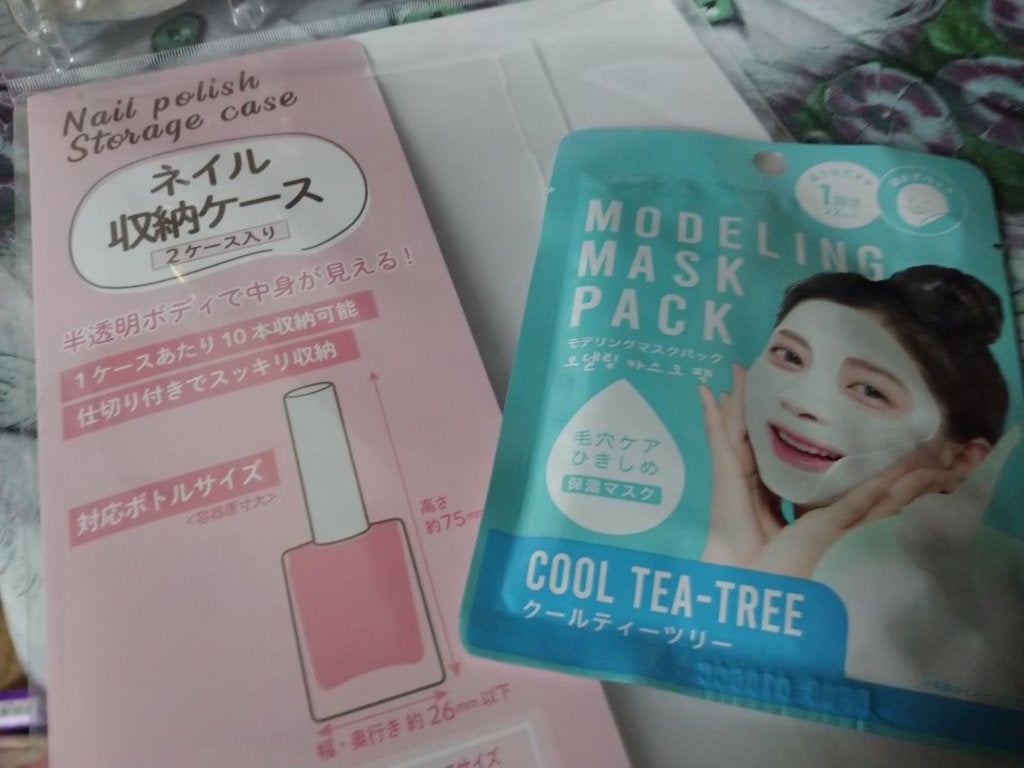 メイクアップスポンジ(バリューパック ウェッジ型 30個)/DAISO/パフ・スポンジを使ったクチコミ(1枚目)