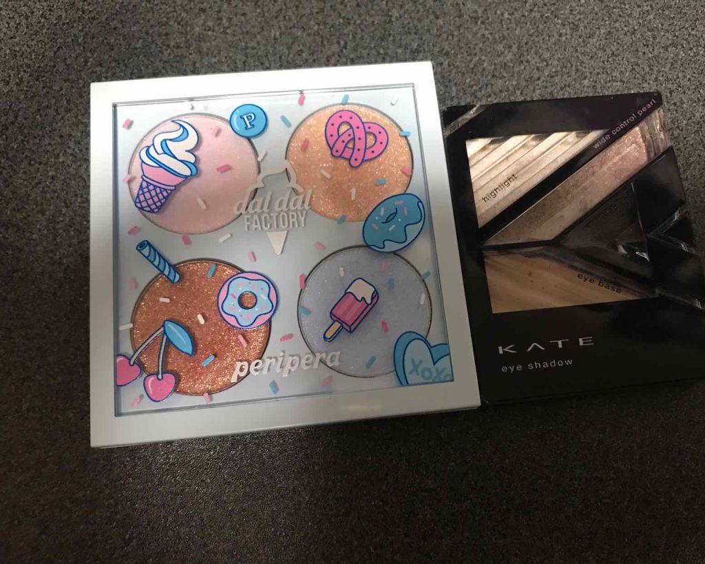 シュガートゥインクルグリッターパレット/PERIPERA/アイシャドウパレットを使ったクチコミ（3枚目）
