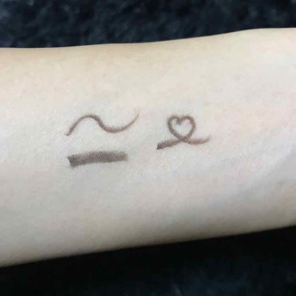 「密着アイライナー」クリームペンシル/デジャヴュ/ペンシルアイライナーを使ったクチコミ(2枚目)