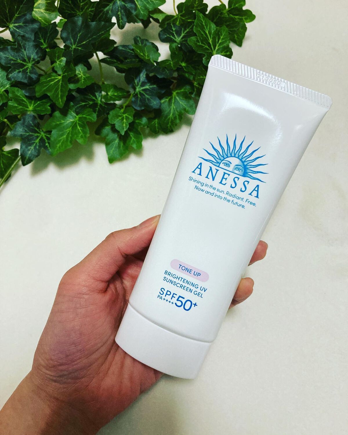 ブライトニングUV ジェル N/アネッサ/化粧下地を使ったクチコミ（2枚目）