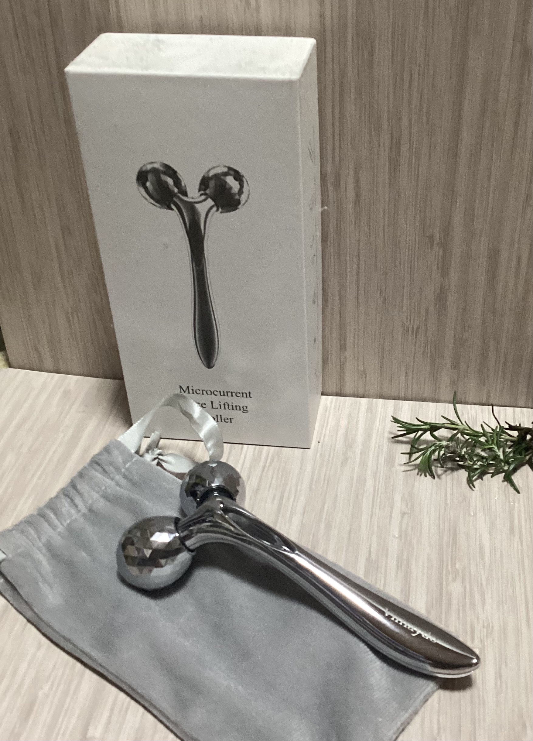 Vimaydo美顔ローラー/Vimaydo/その他スキンケアグッズを使ったクチコミ（1枚目）