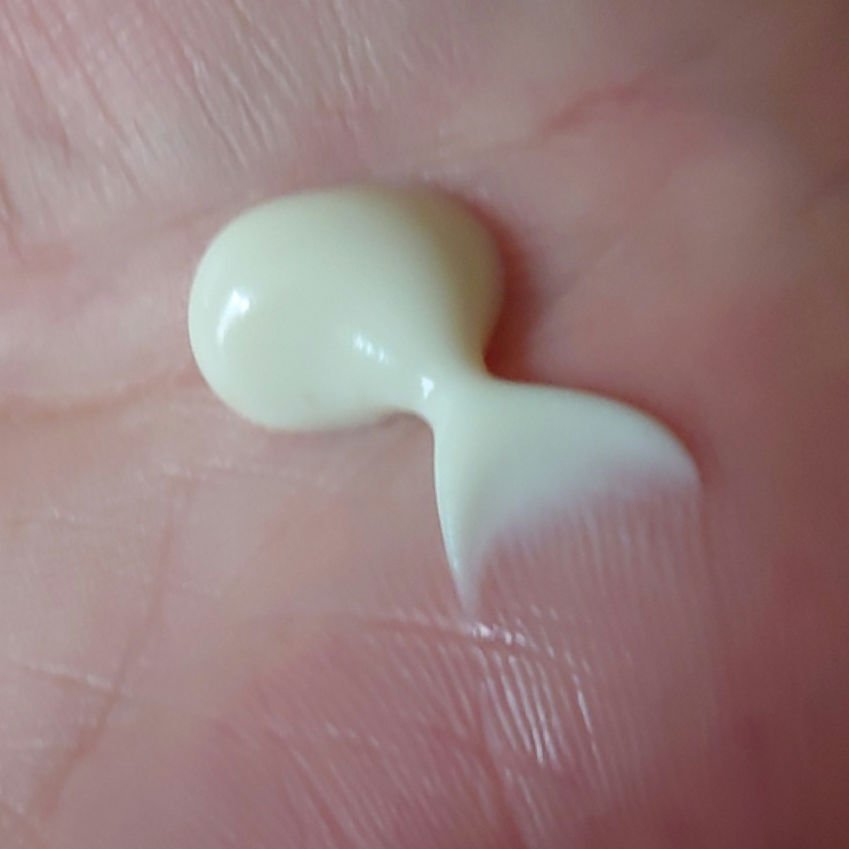 athletia スキンプロテクション UVジェル 30（SPF30/PA+++）のクチコミ「athletiaのスキンプロテクション UVジェル 30のレビューです🤘
⌖☽*✲*⌖☽*✲*.....」（2枚目）