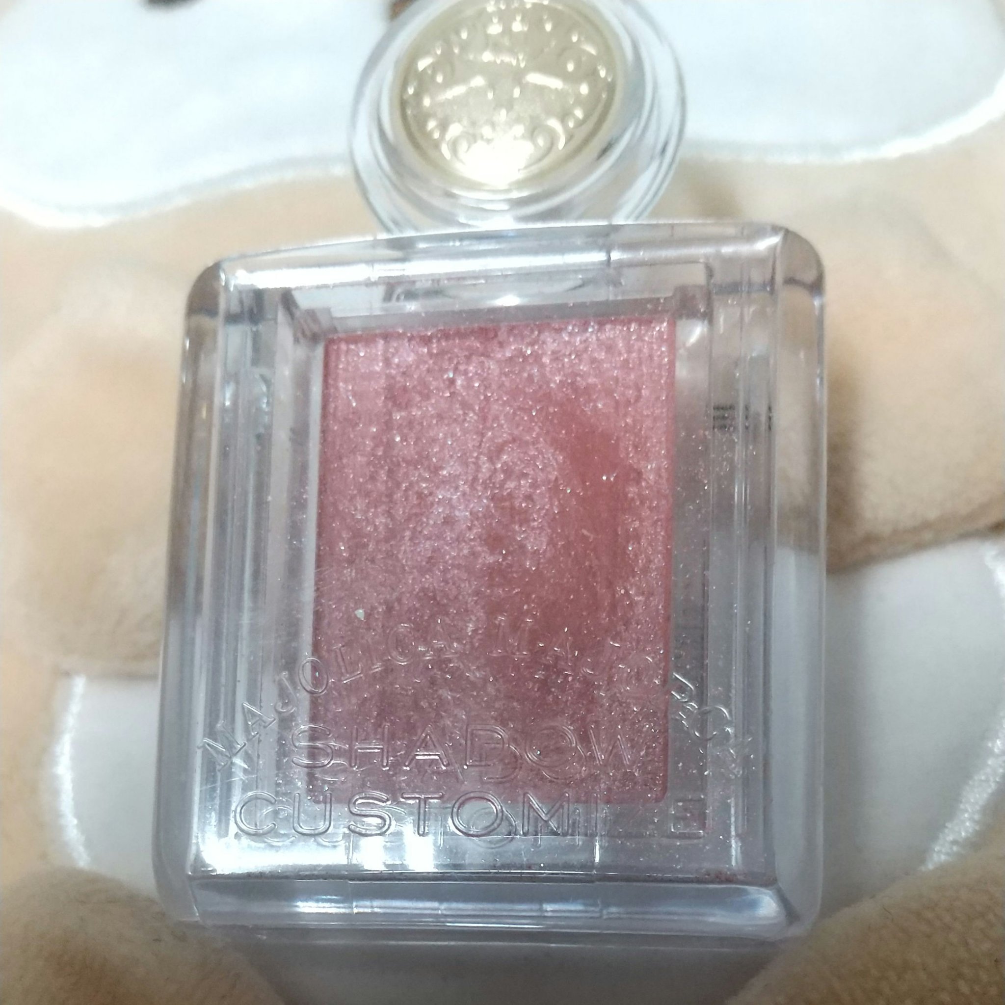 シャドーカスタマイズ BE330 マサラチャイ/MAJOLICA MAJORCA/単色アイシャドウを使ったクチコミ（1枚目）