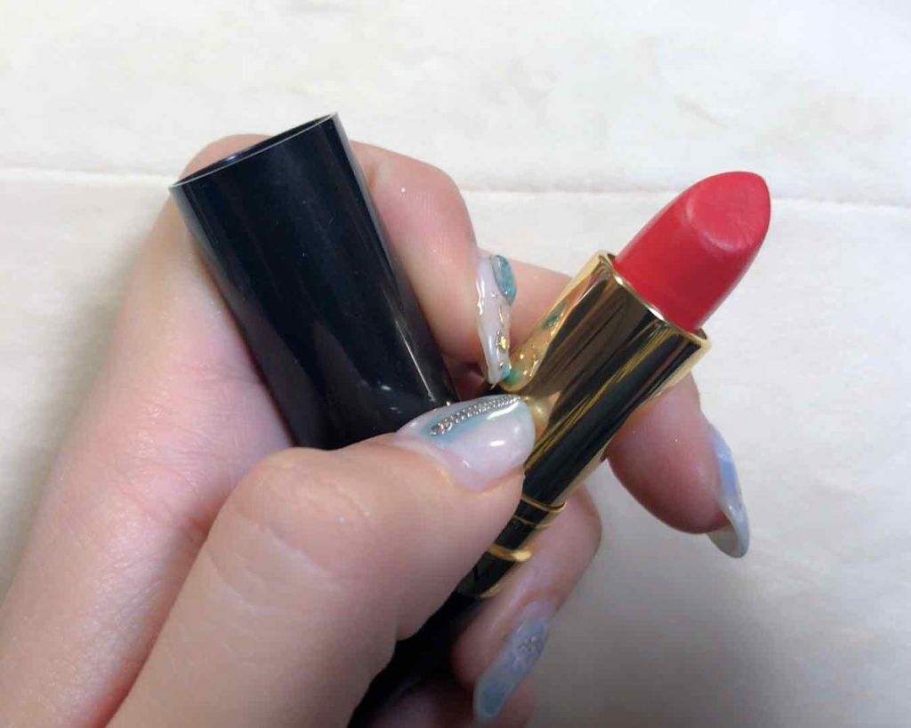 スーパー ラストラス リップスティック/REVLON/口紅を使ったクチコミ(2枚目)