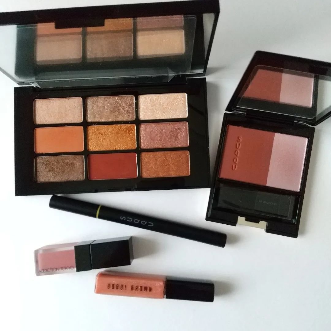 コンフェッティ クラッシュド リップ トリオ ヌード/BOBBI BROWN/メイクアップキットを使ったクチコミ（1枚目）