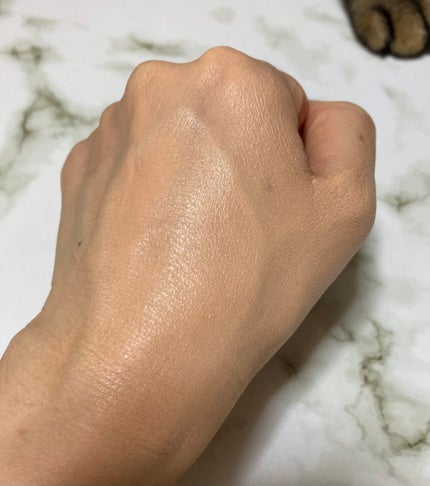 ソーラーティンティドグローフロー 03/THREE/リキッドファンデーションの画像