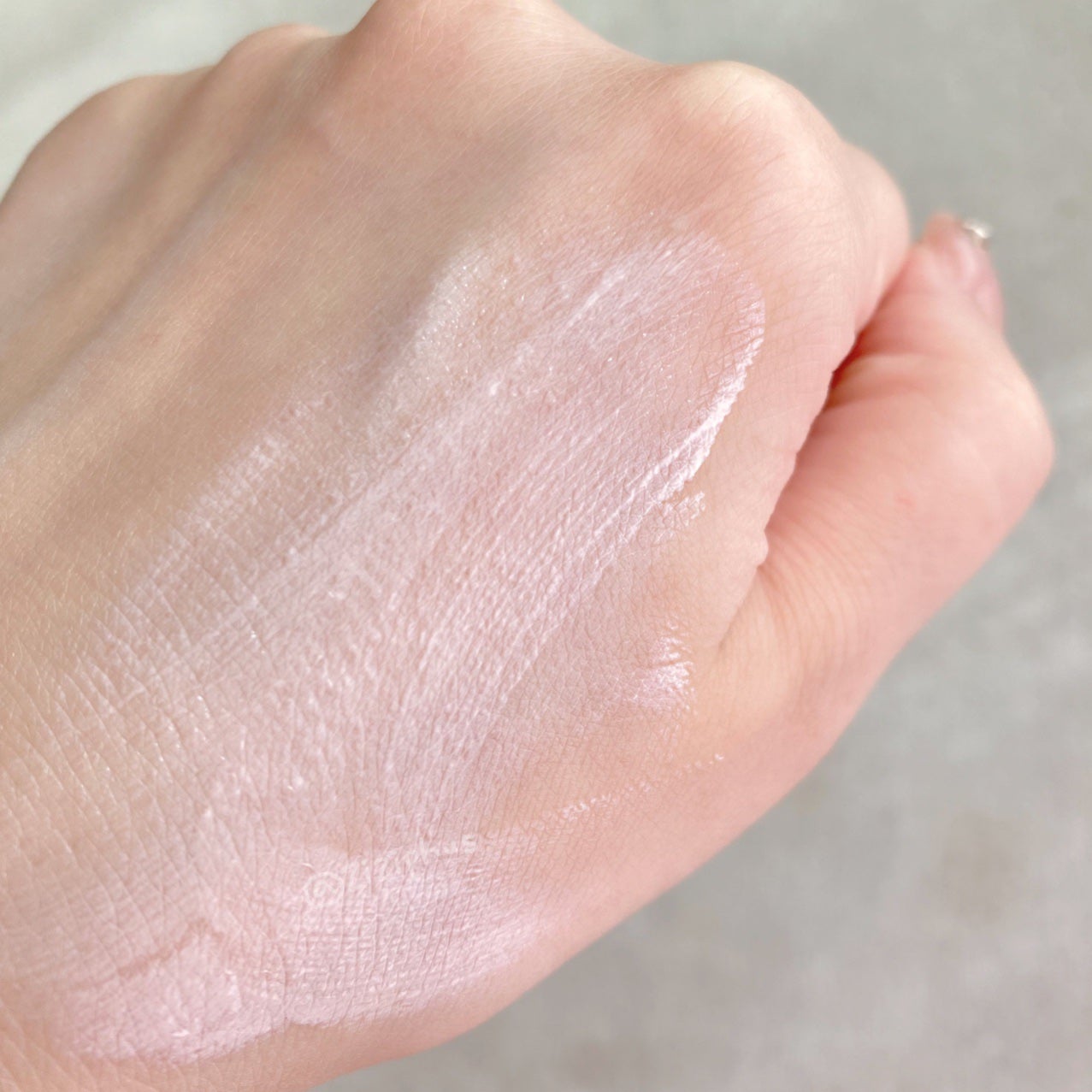 UVイデア XL プロテクショントーンアップ ローズ/ラ ロッシュ ポゼ/日焼け止めクリームを使ったクチコミ(4枚目)