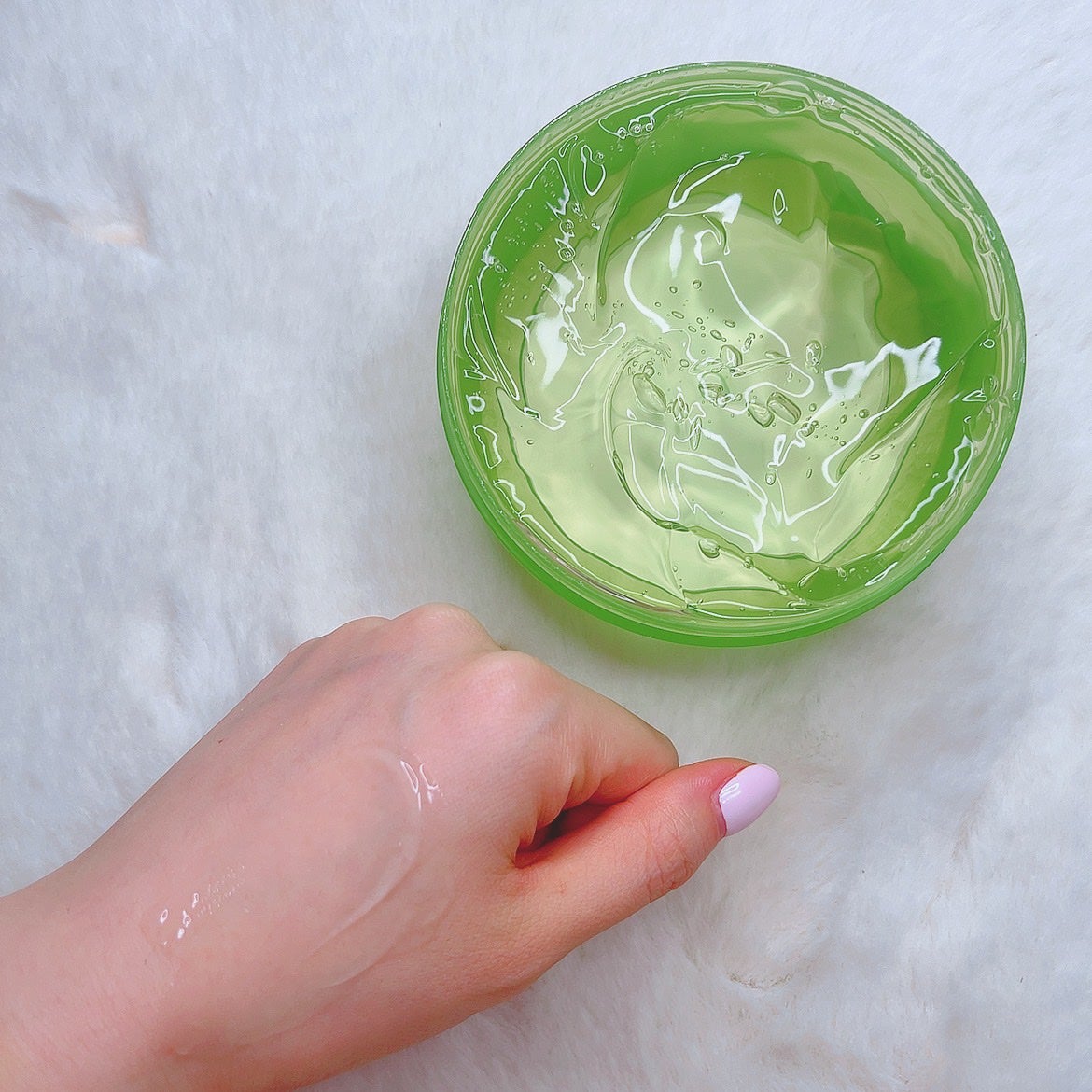 マイルド&モイスチャーアロエジェル/ネイチャーリパブリック/ボディローションを使ったクチコミ(3枚目)