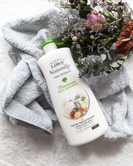 Leivy レイヴィープレミアムボディシャンプー シルクアミノのクチコミ「ここ数日ぐーんと寒くなりました。
寒くなってくるとお肌の乾燥が気になります。
ぼりぼりしちゃ.....」(1枚目)