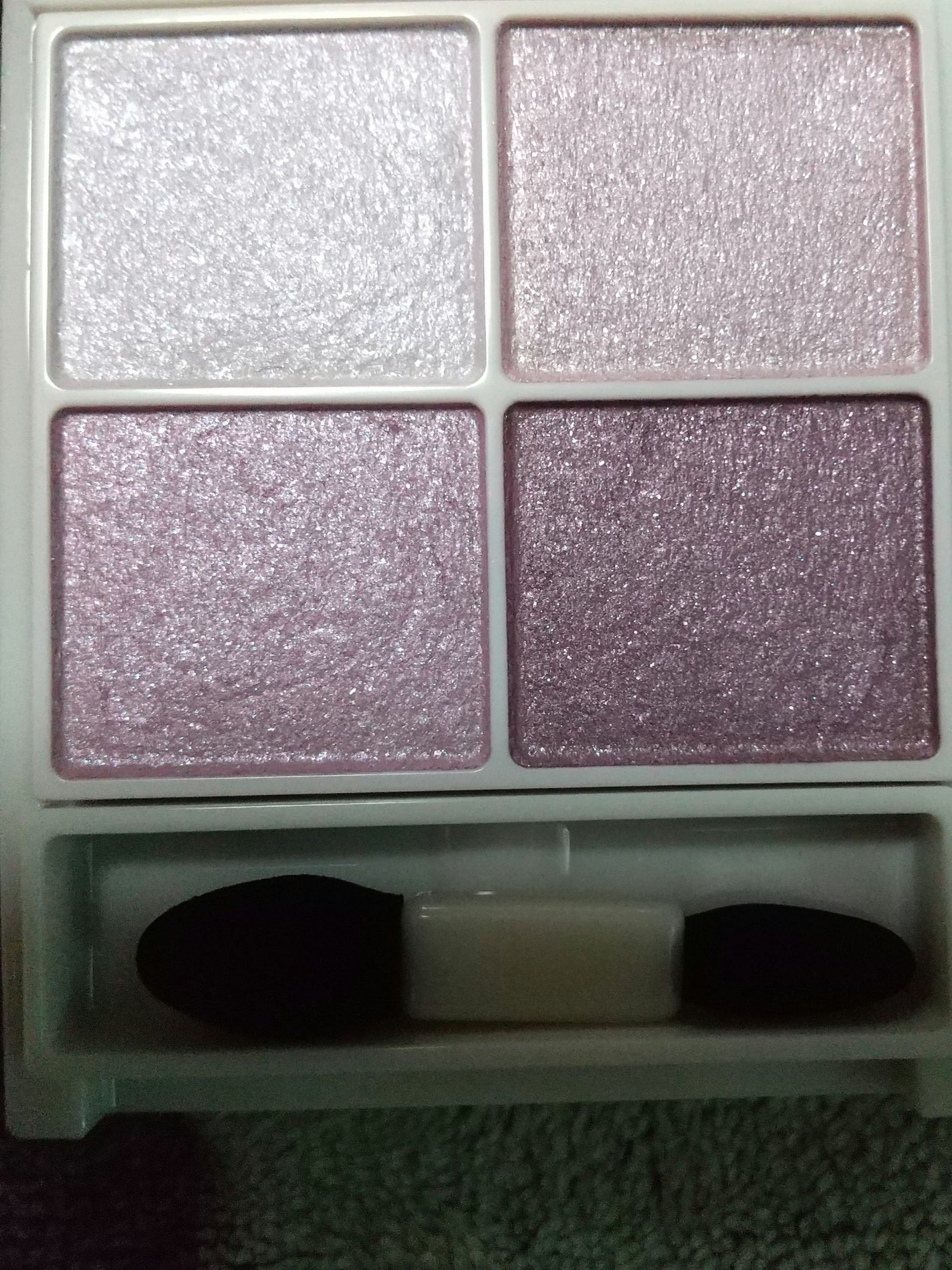 シルキースフレアイズ/キャンメイク/アイシャドウパレットを使ったクチコミ(3枚目)