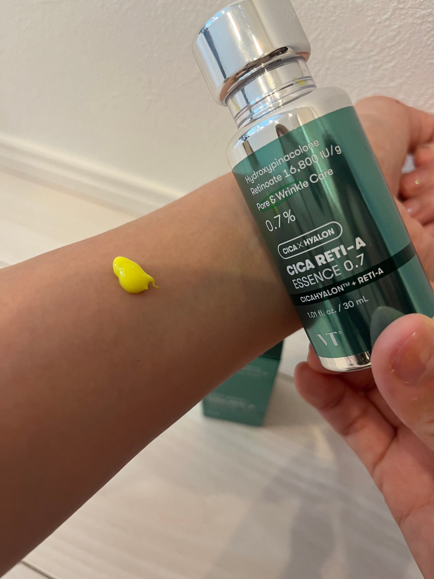 シカレチA エッセンス0.3/VT/美容液を使ったクチコミ(4枚目)