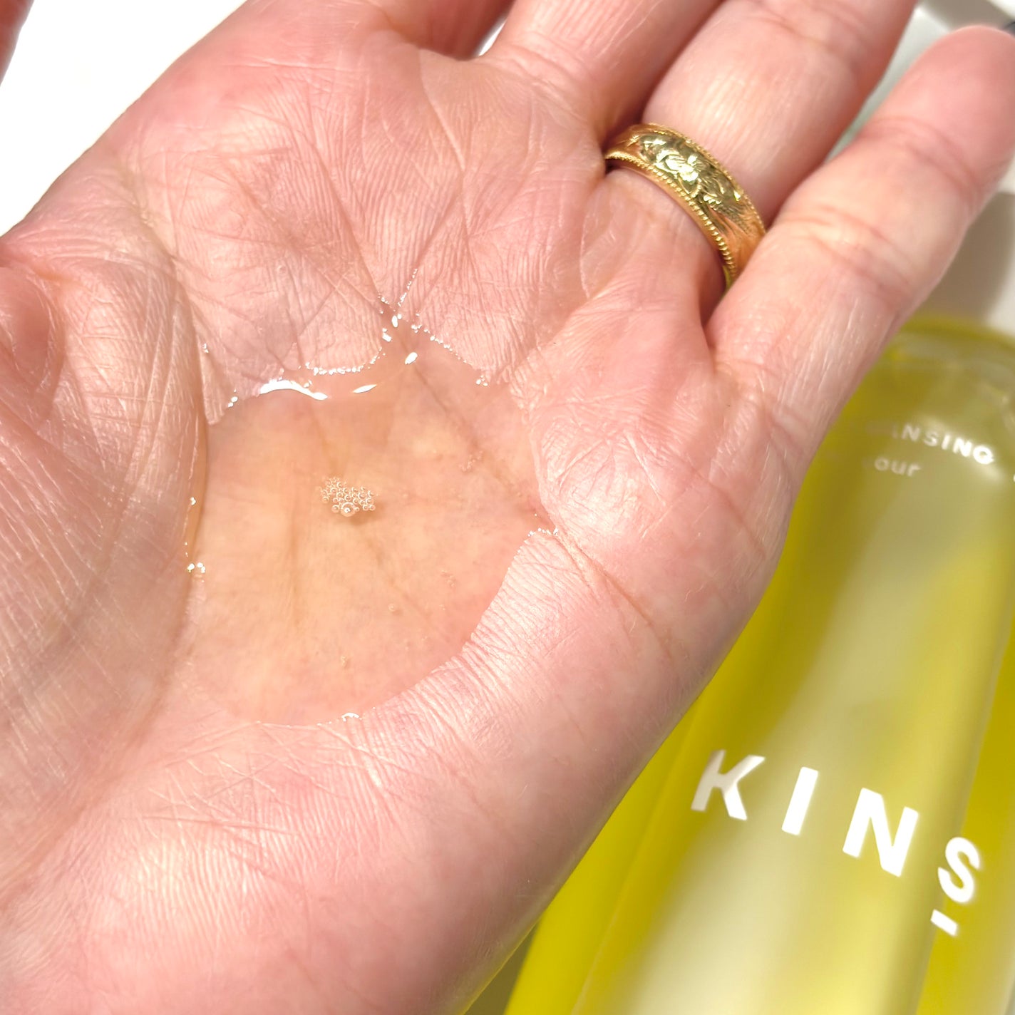 クレンジングオイル/KINS/オイルクレンジングを使ったクチコミ(3枚目)