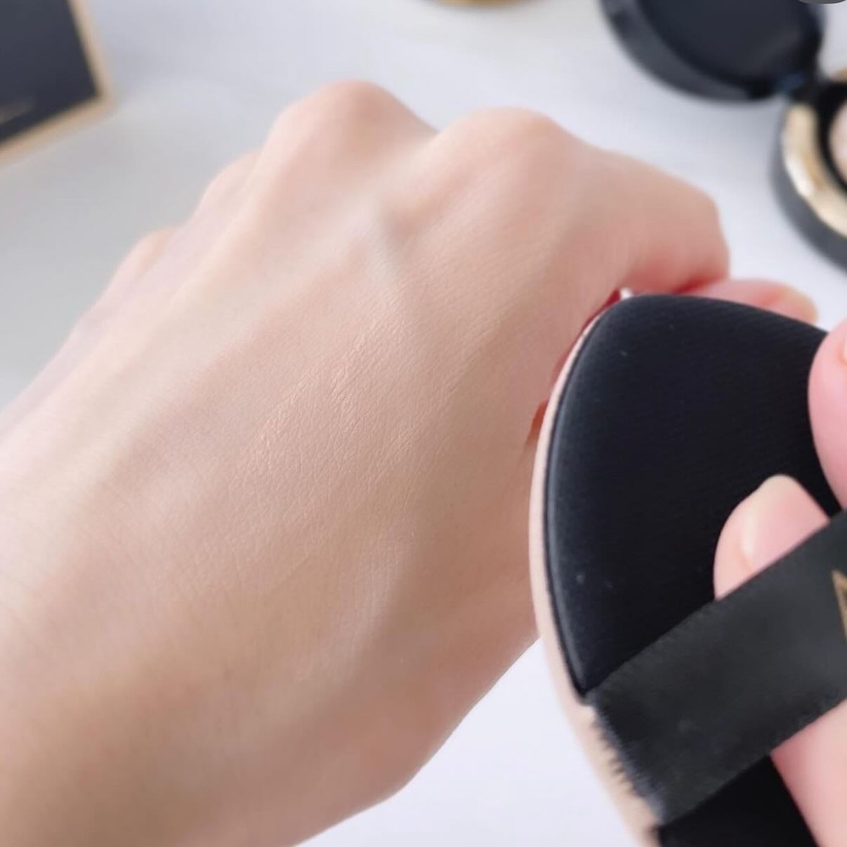 SIGNATURE ESSENCE COVER PACT /AGE20’s/クリーム・エマルジョンファンデーションを使ったクチコミ(4枚目)