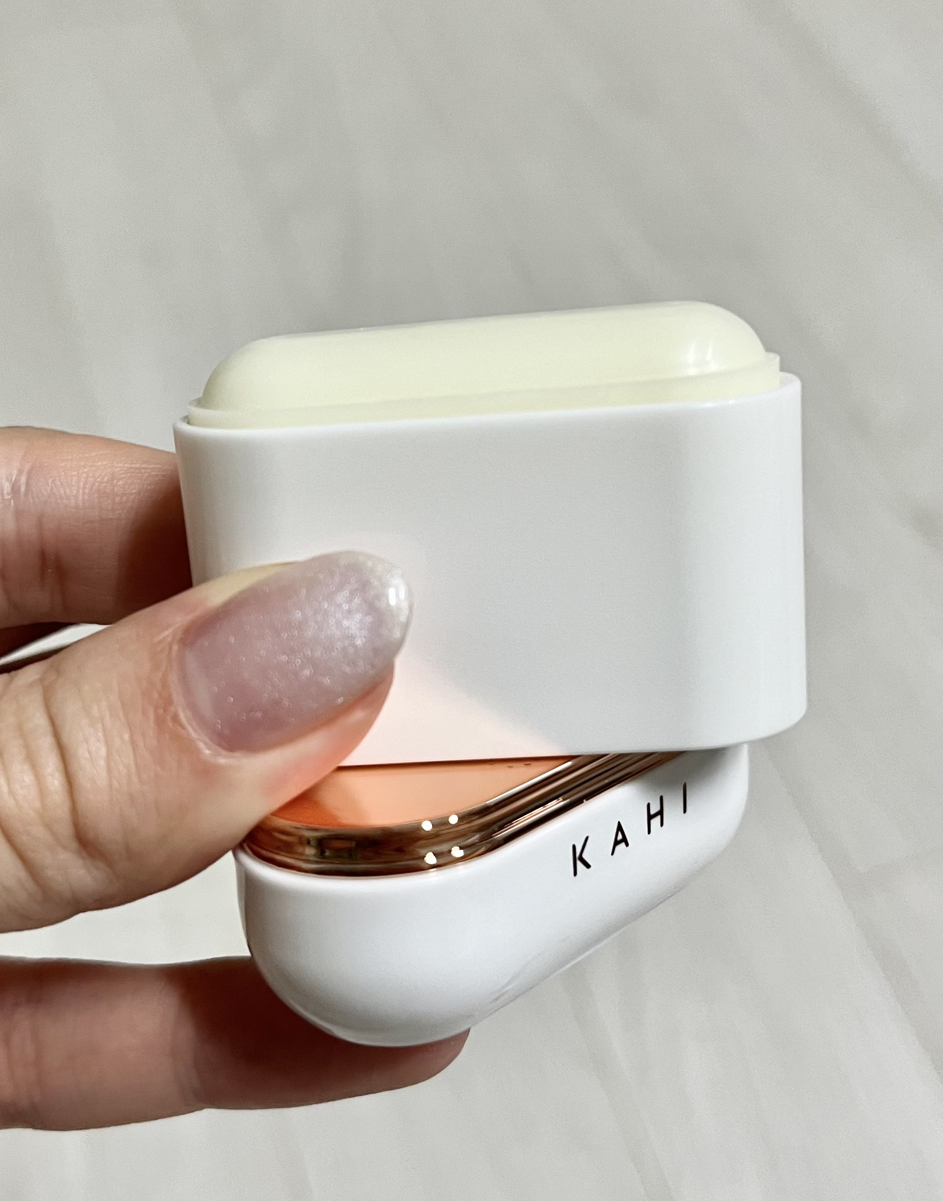 エアリーフィットサンスティック/KAHI/日焼け止めスティックを使ったクチコミ（1枚目）