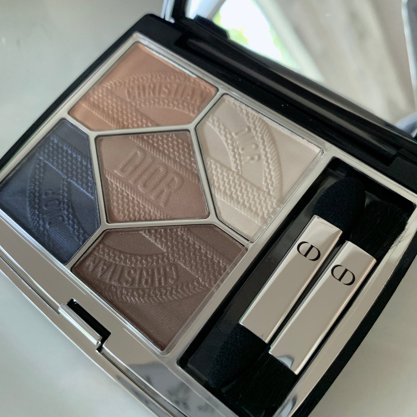 サンク クルール クチュール(サマー コレクション 2023 数量限定品)/Dior/アイシャドウパレットを使ったクチコミ(1枚目)